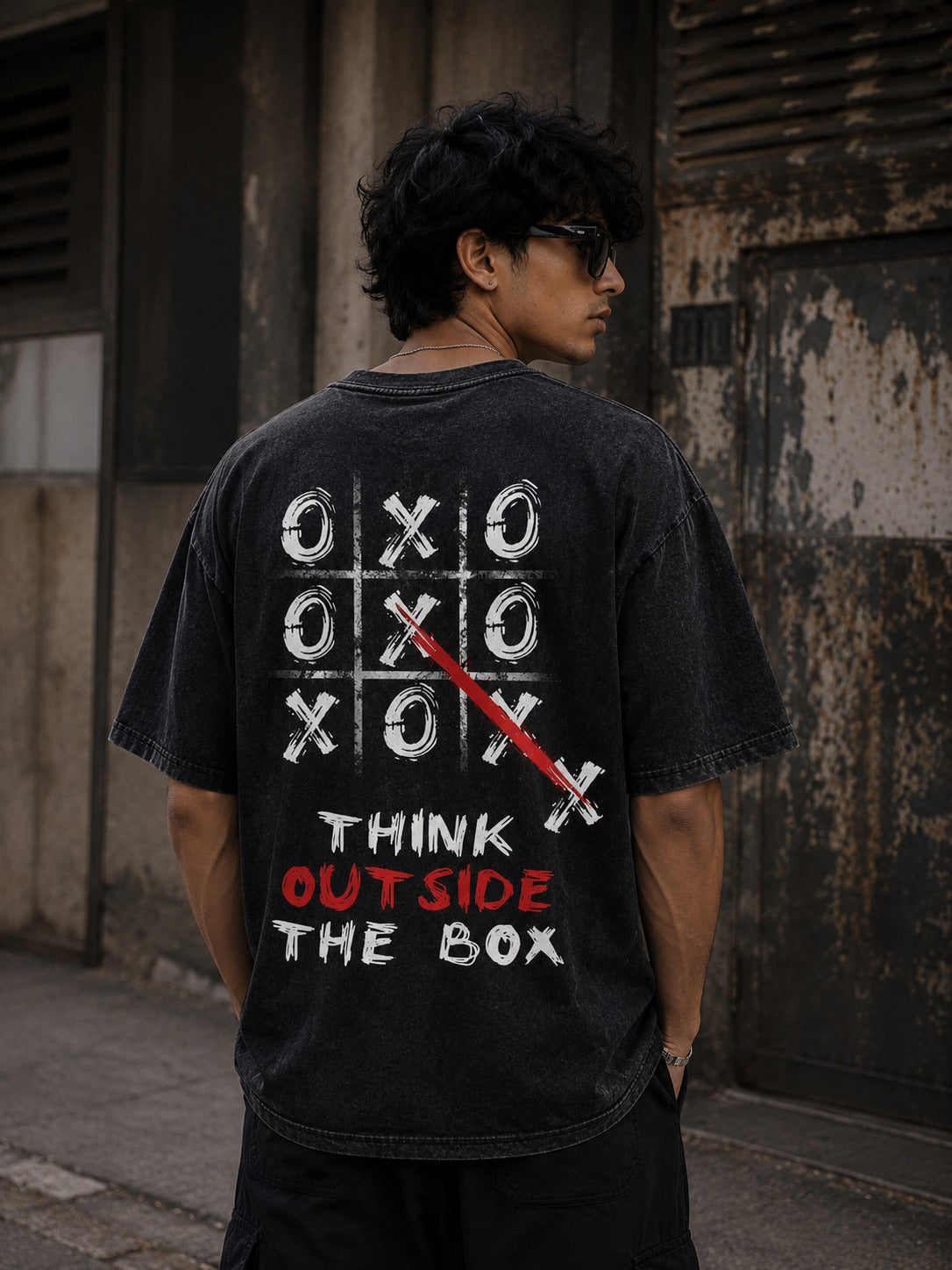 Think Outside The Box Acid Wash Oversized T-Shirt – Urban streetwear vintage wash graphic tee