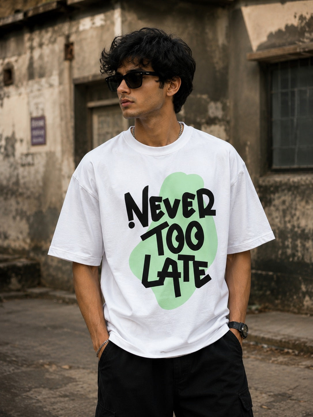 Nothing Good Comes Easy bold typography graphic print – white oversized premium cotton tee